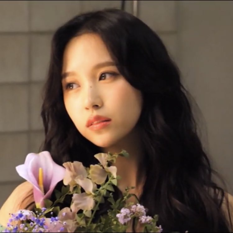 MlNAFEED's tweet photo. myoui mina is unreal https://t.co/bXUVoxJWa6