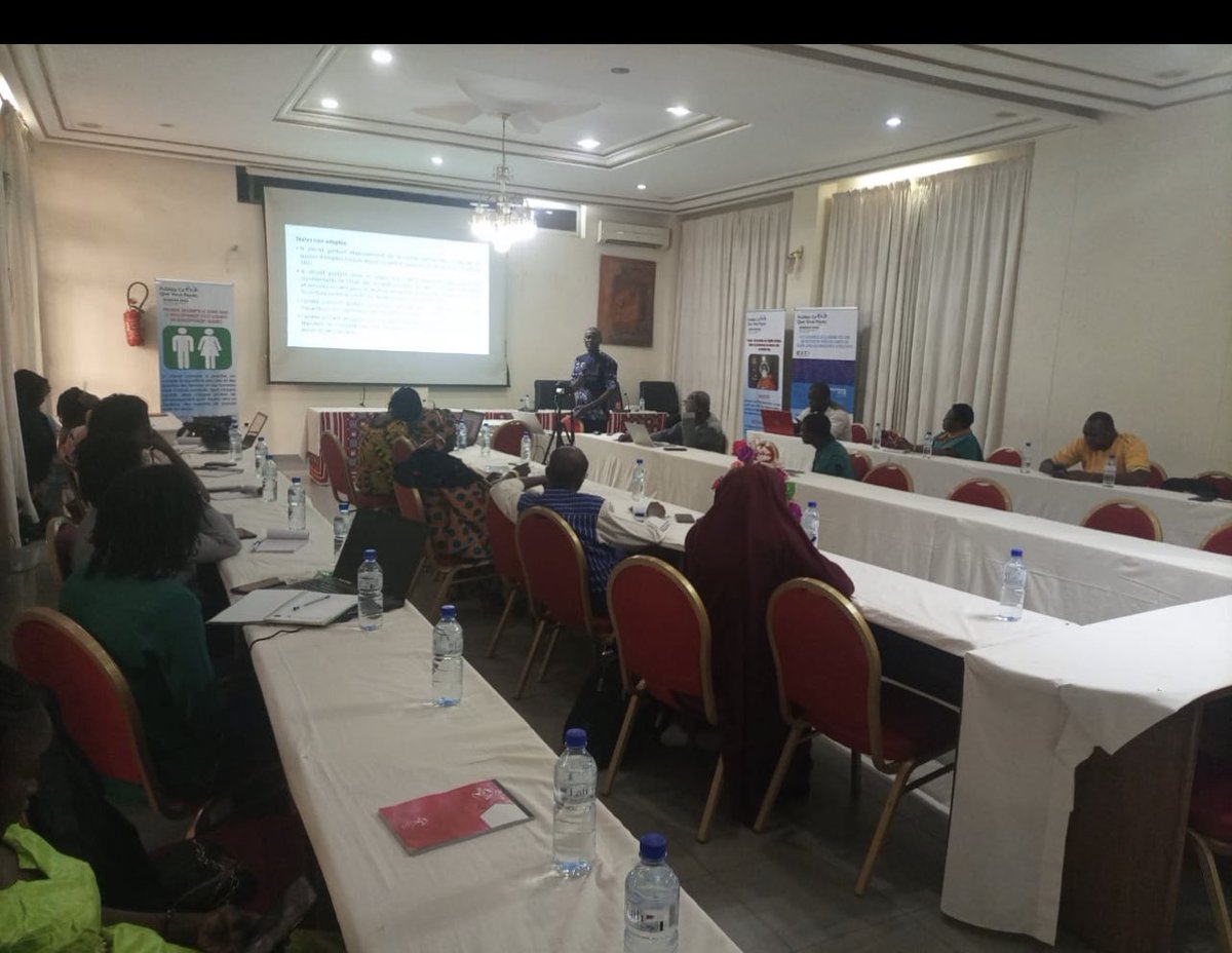 Minesactubf's tweet photo. Gouvernance des industries extractives ; #PCQVP_Burkina Faso organise une formation en #leadership au féminin
Dans le cadre de la mise en œuvre du projet “Promotion d’une ITIE sensible au genre”, de #PCQVP international
@SEYDIDemba
@PWYPtweets
#Mines_Actu_Burina https://t.co/oNzSDv98Qz