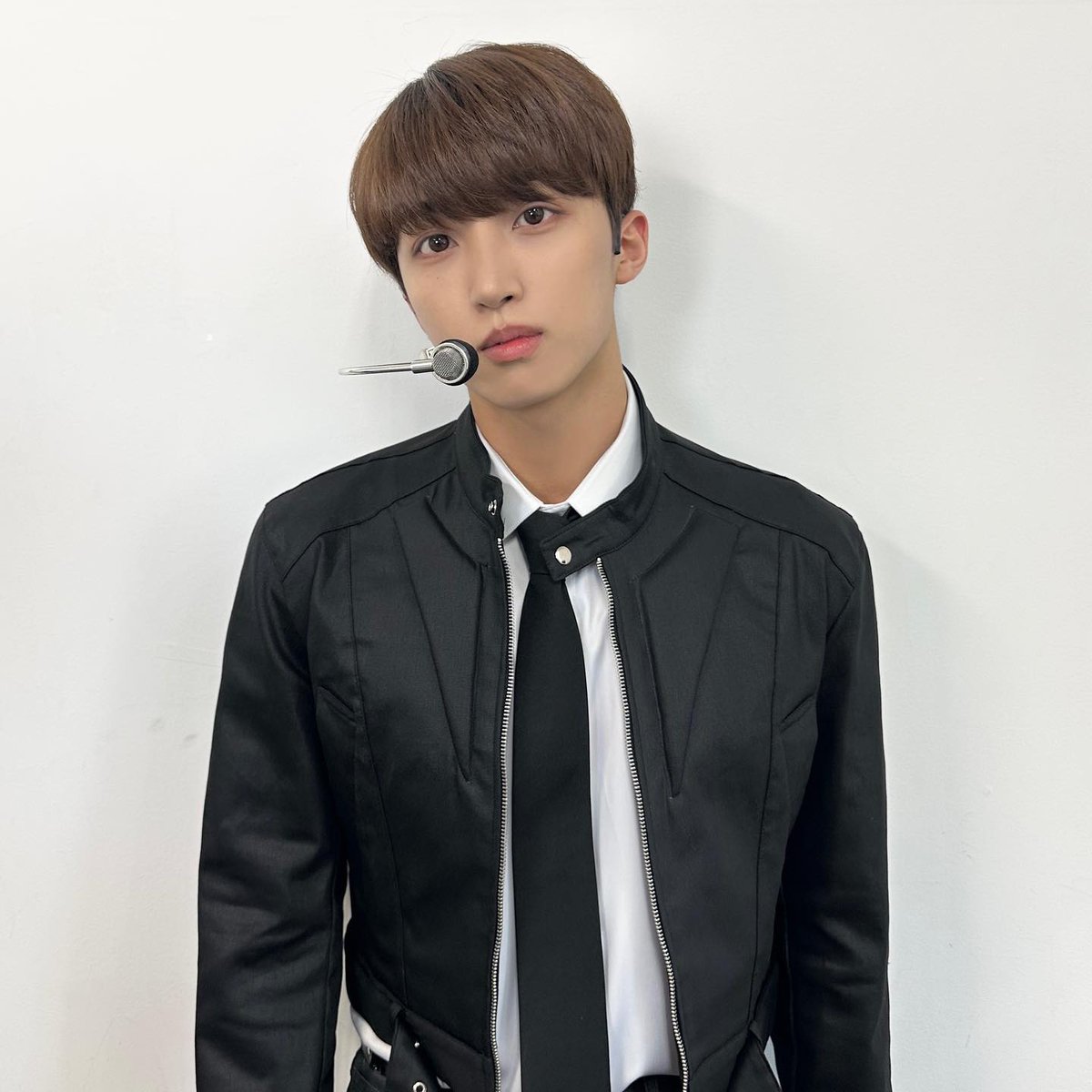 KOGYEOL96TH's tweet photo. 221119 u10t_official's IG update
ขอบคุณเหล่า HONEY10 ที่สร้างความทรงจำที่ดีให้จนวันสุดท้ายนะครับ
รู้สึกมีความสุขเพราะได้อยู่ด้วยกันครับ💛🍯✨
https://t.co/8nyKQQeuxR
-1-
#업텐션 #UP10TION #WhatIfLove #CodeNameAtrow #TOKYO https://t.co/x6p3Xl0R6X