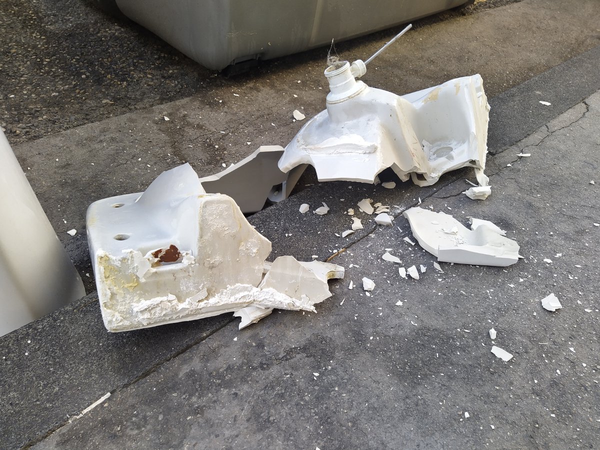 GavinChait's tweet photo. The Fall, or, The Unknowable Consequence of Hubris https://t.co/L3XeozIsPw