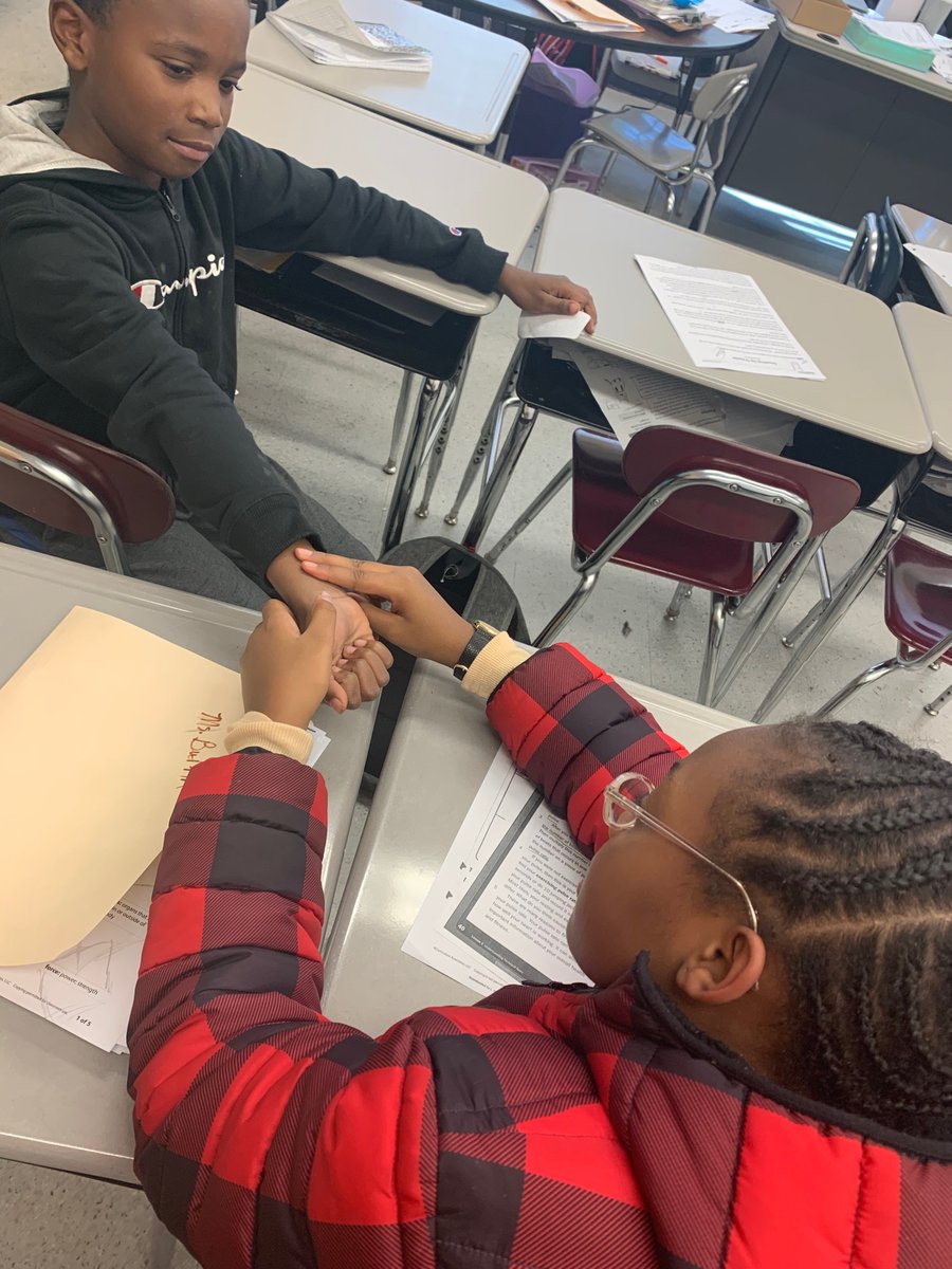 MrsBuffinGSCS's tweet photo. In our small group, we’re working on Technical Text vs Scientific Text. We read the passage, “Finding Your Pulse Rate.” We also used the steps from the passage to find our own pulse rate. #4thGrade #ELA #TechnicalText @AnneStreetES https://t.co/Lj5mG5d0Y0