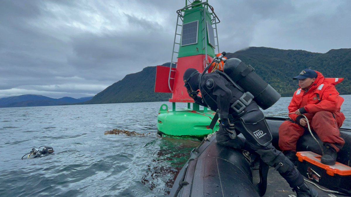 Armada_Chile's tweet photo. Una nueva comisión culminó el Patrullero de Servicio General (PSG) "Contramaestre Ortiz" en el área de Aysén

Realizando tareas de señalización marítima, reaprovisonamiento al faro Cabo Raper y fiscalización pesquera con @Sernapesca

#QuintaZonaNaval #ArmadaTeCuida https://t.co/EtBAsXmRVR