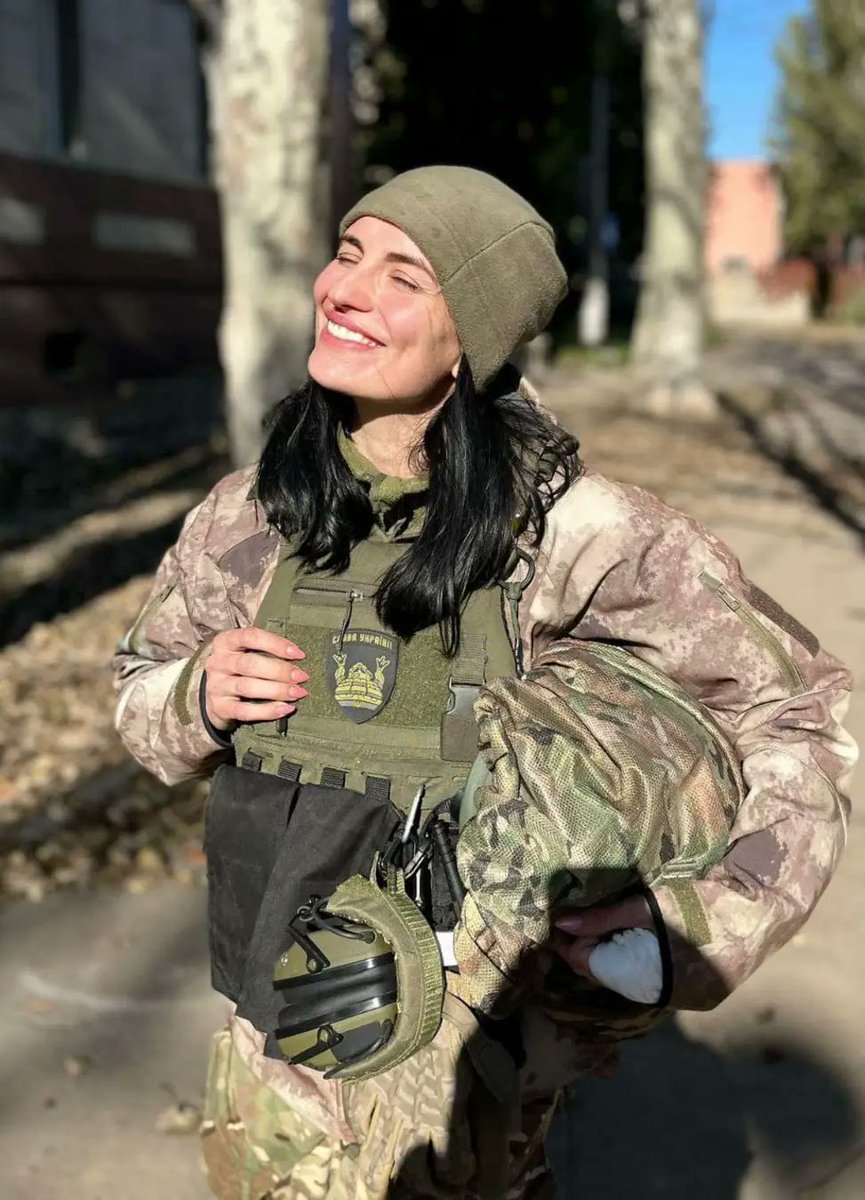 DefenceU's tweet photo. Olha, call sign "Witch", serves in 241st brigade of @TDF_UA 
She is a fierce fighter and a platoon commander. Olga is also a lawyer, an aspirant working on PhD, and a mom of a six-year-old son. 
russians made a big mistake by trying to go against brave Ukrainian women like Olha. https://t.co/OFhAQJ6DhK