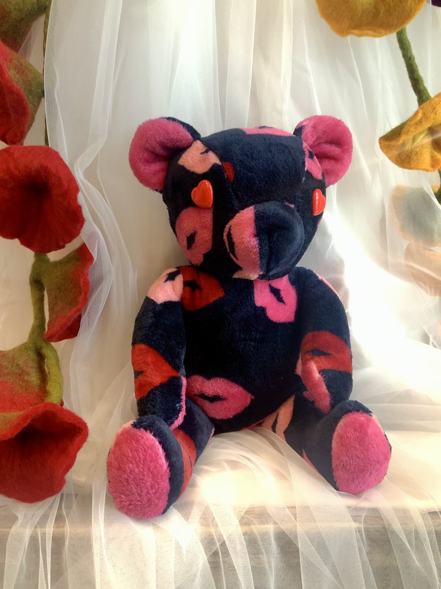 masato_jones's tweet photo. Need a home for these #handmade #rainbowbears 

All handmade all slightly different not stuffed in 20 seconds in a factory 

Find them in accessories a 15% off coupon ETHREV15 for a hopeful successful #colourfriday https://t.co/bjGAPqU5nu https://t.co/9RDGUYrlhb