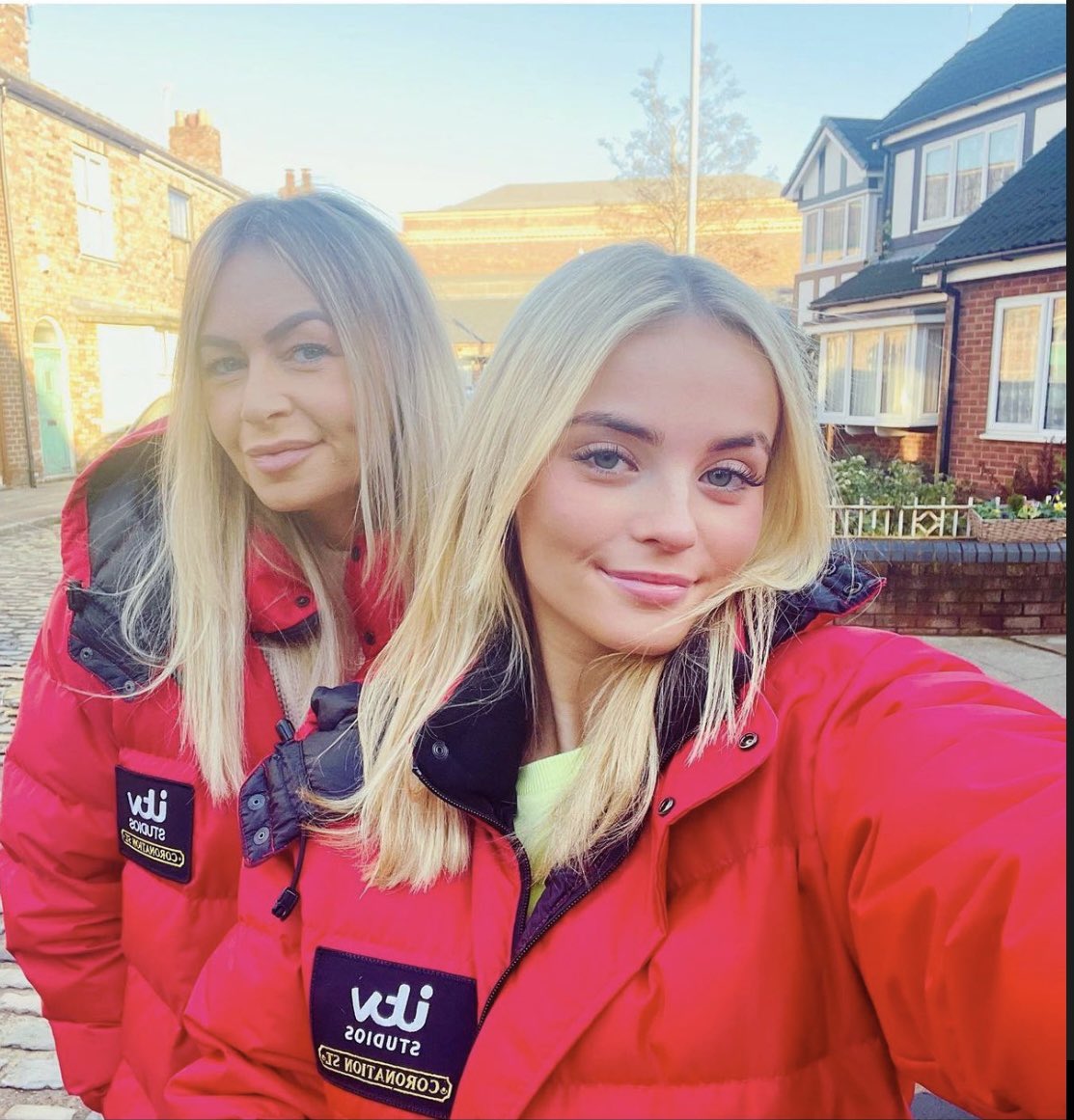 Ruby, Ruby, Ruby, Rubyyy! 
Just when you thought you couldn’t be any prouder… she goes &amp; smashes it out of the bloody park! 
Meet your new <a href="/bbcdoctorwho/">Doctor Who</a> companion @MillieGibson01 
Beaming with absolute pride. We love you babba❤️#proudmammaalert #doctorwho