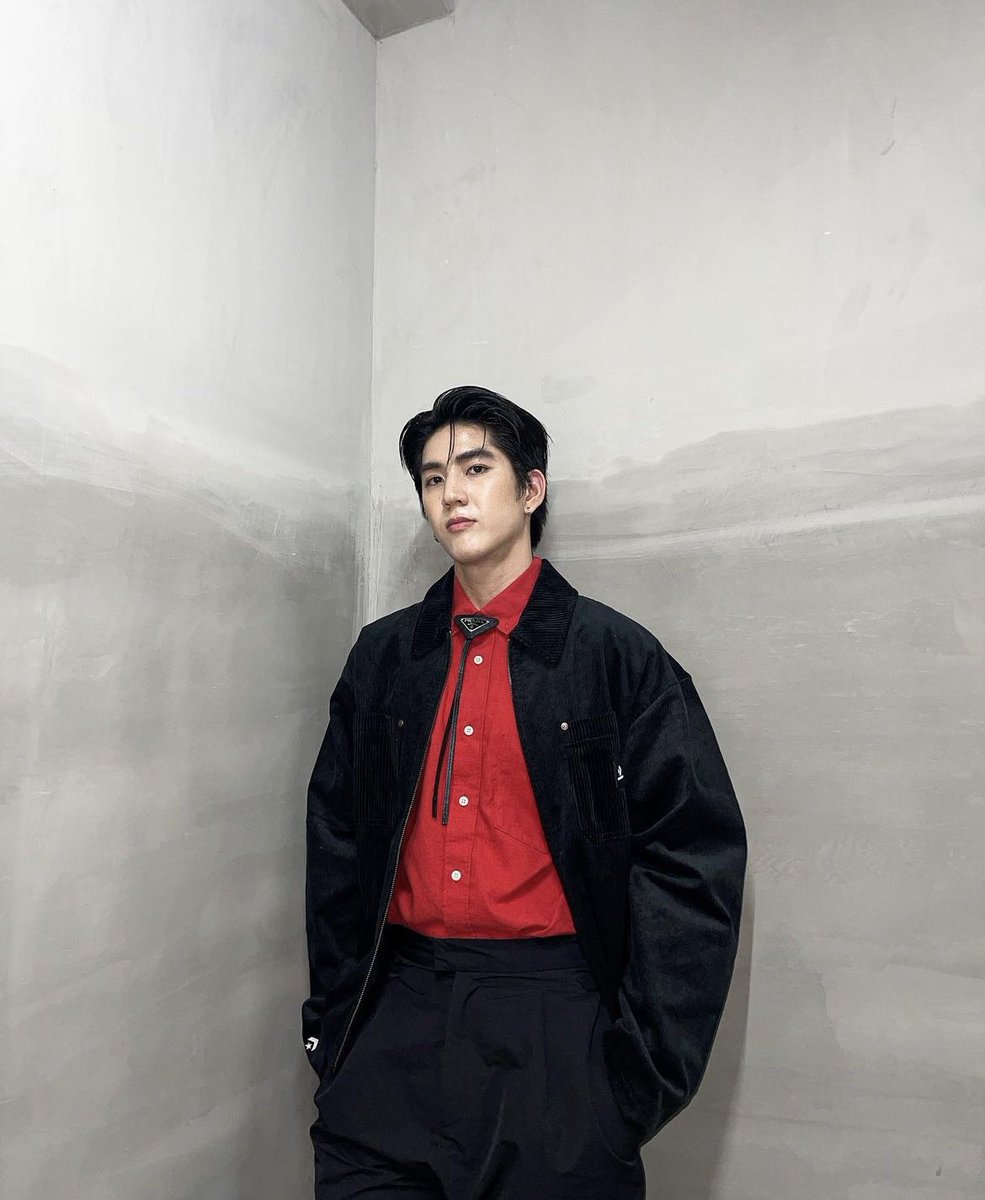SeaTWN_Familyy's tweet photo. หล่อที่สุดในงานแล้ว❤️🖤

IG : sea_tawinan

@Sea_Tawinan 
#sea_tawinan
#ChaoTalay #ชาวทะเล #งั่มงั่ม https://t.co/8qvhiTN6W0