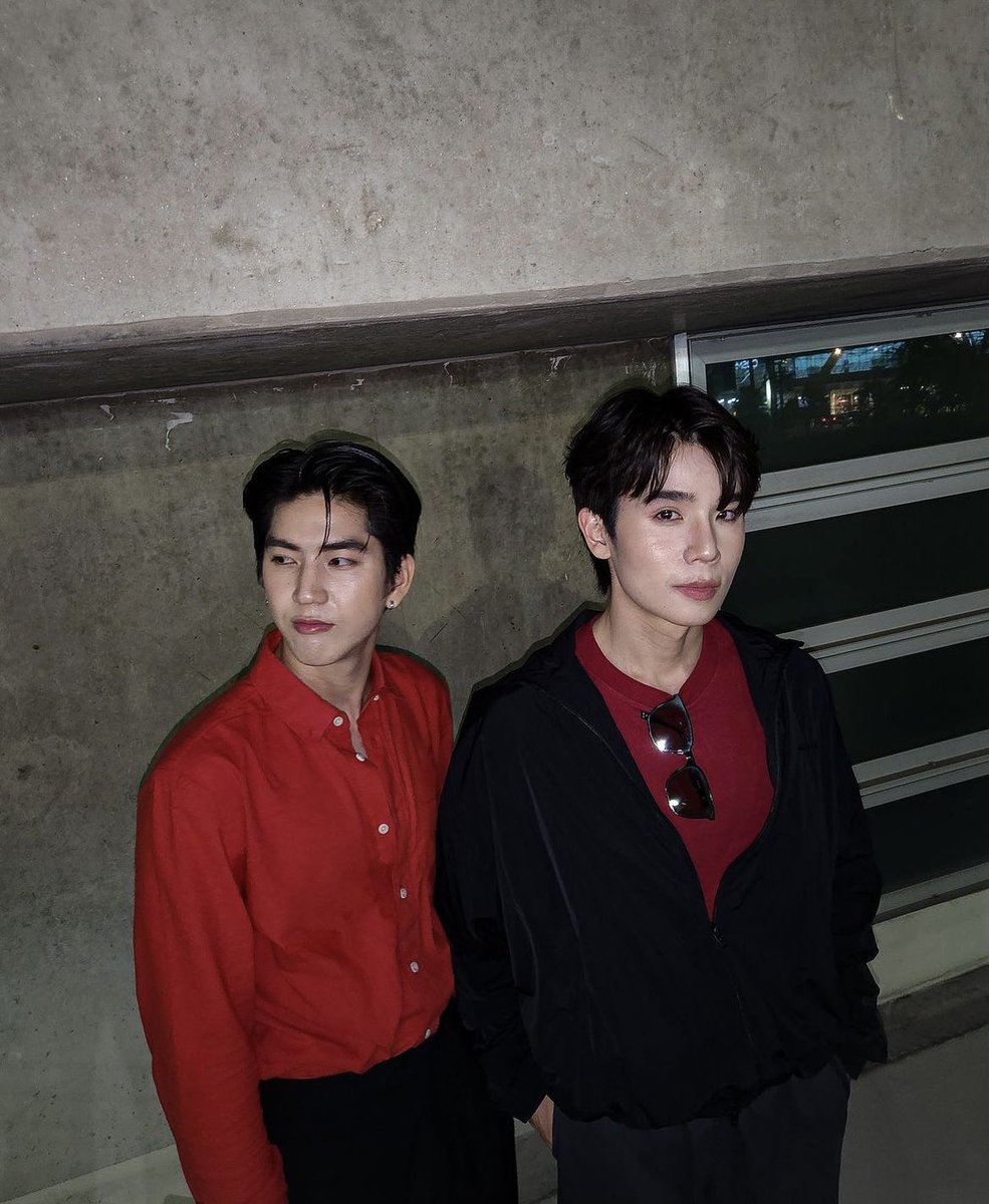 SeaTWN_Familyy's tweet photo. หล่อที่สุดในงานแล้ว❤️🖤

IG : sea_tawinan

@Sea_Tawinan 
#sea_tawinan
#ChaoTalay #ชาวทะเล #งั่มงั่ม https://t.co/8qvhiTN6W0