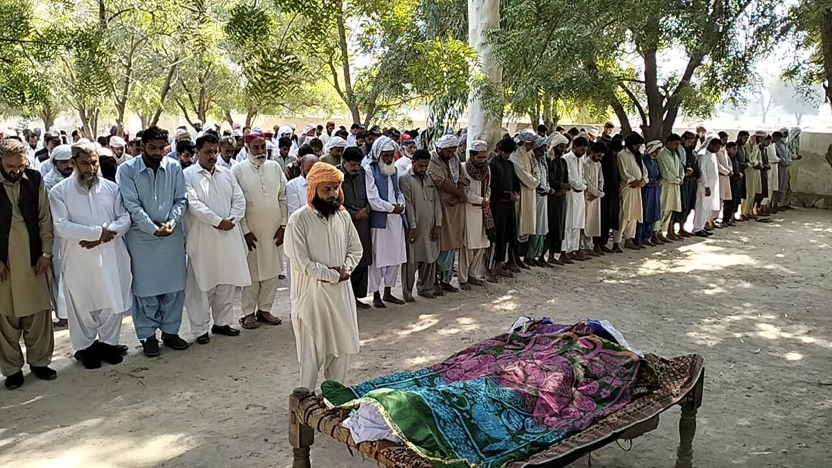 hafizalbadar2's tweet photo. @CMShehbaz respected sir 
in your own country 
of khairpur mirs sindh 
20 people were died and 14 were injured of one family due to incompetence of NHA
 today one more of them has been died and no any single MNA/MPA even phone called them 
Kindly take notice of this issue https://t.co/fxYJ7CD2RH