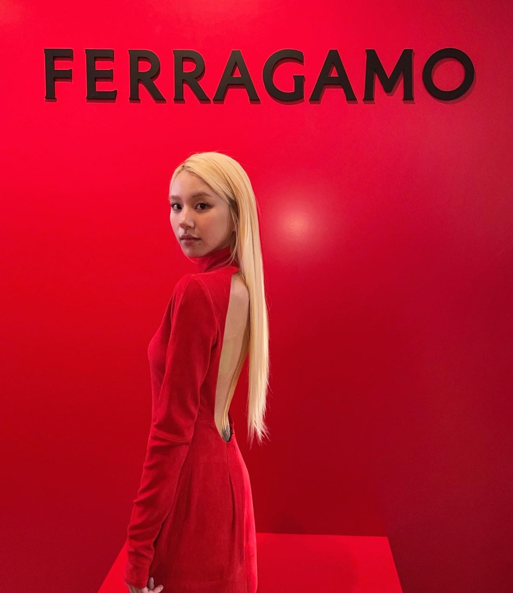 chaeyoung red dress this red dress is my favorite