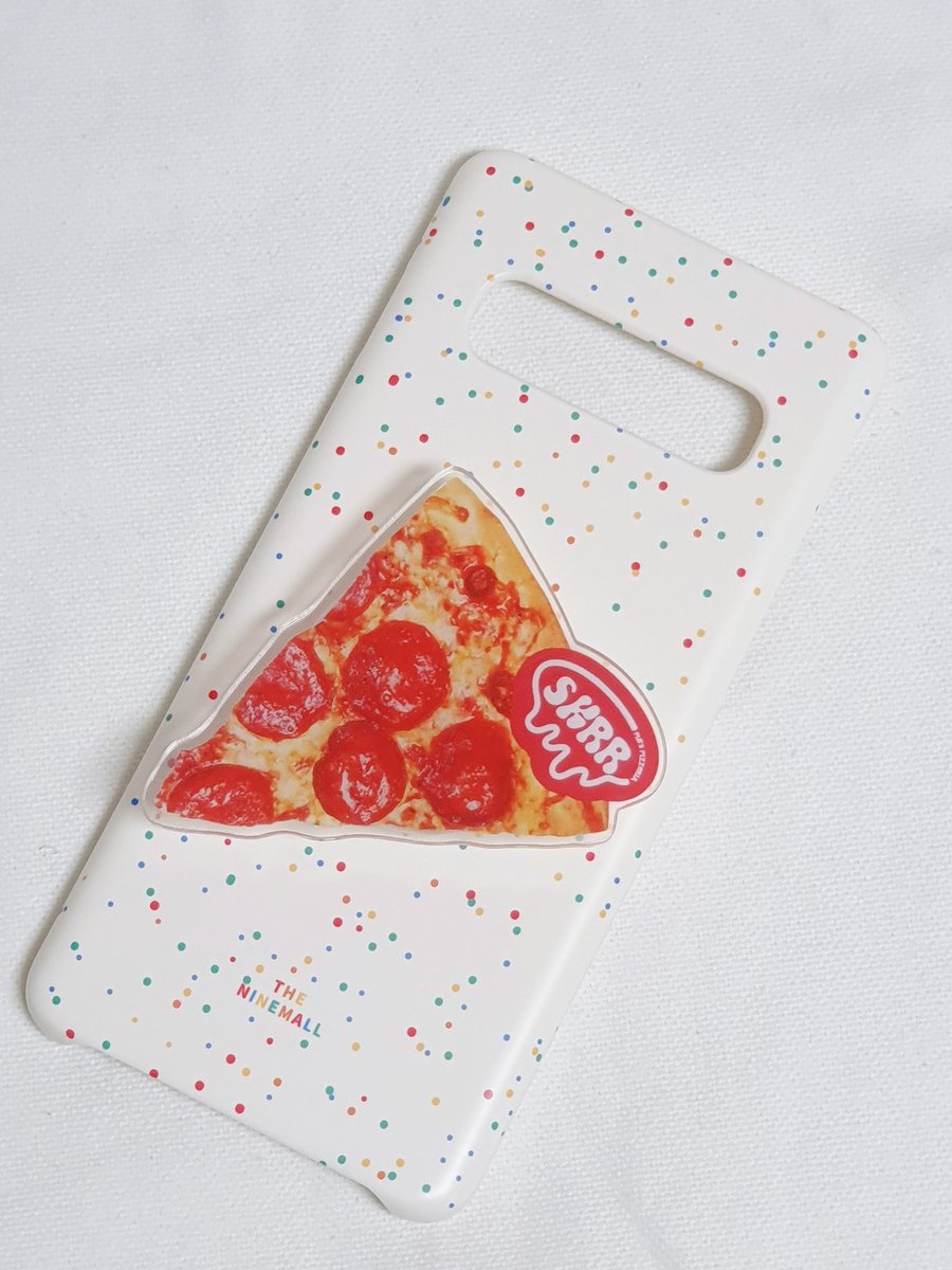 피자그립톡 붙이려구 케이스 바꿨당
맘에들엇🍕😚😆🤭
#YOYO_피자팔아요