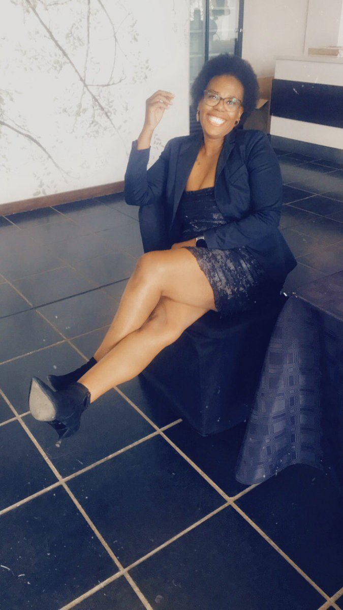 phoroza03's tweet photo. @uMakhanya_ i hope am not late 🤦🏾 https://t.co/0nZP0A2NhN