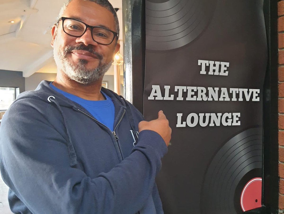 ph5soul's tweet photo. So tonight I get the opportunity to share an hour’s worth of #vinyl from the #soulexplosion collection, 9pm in the Alternative Room at Sunny hunny soul weekend, Hunstanton
getting deep down & discofied, some 70’s modern soul, and whatever else comes out of the record bag. https://t.co/pav6tC7o0f