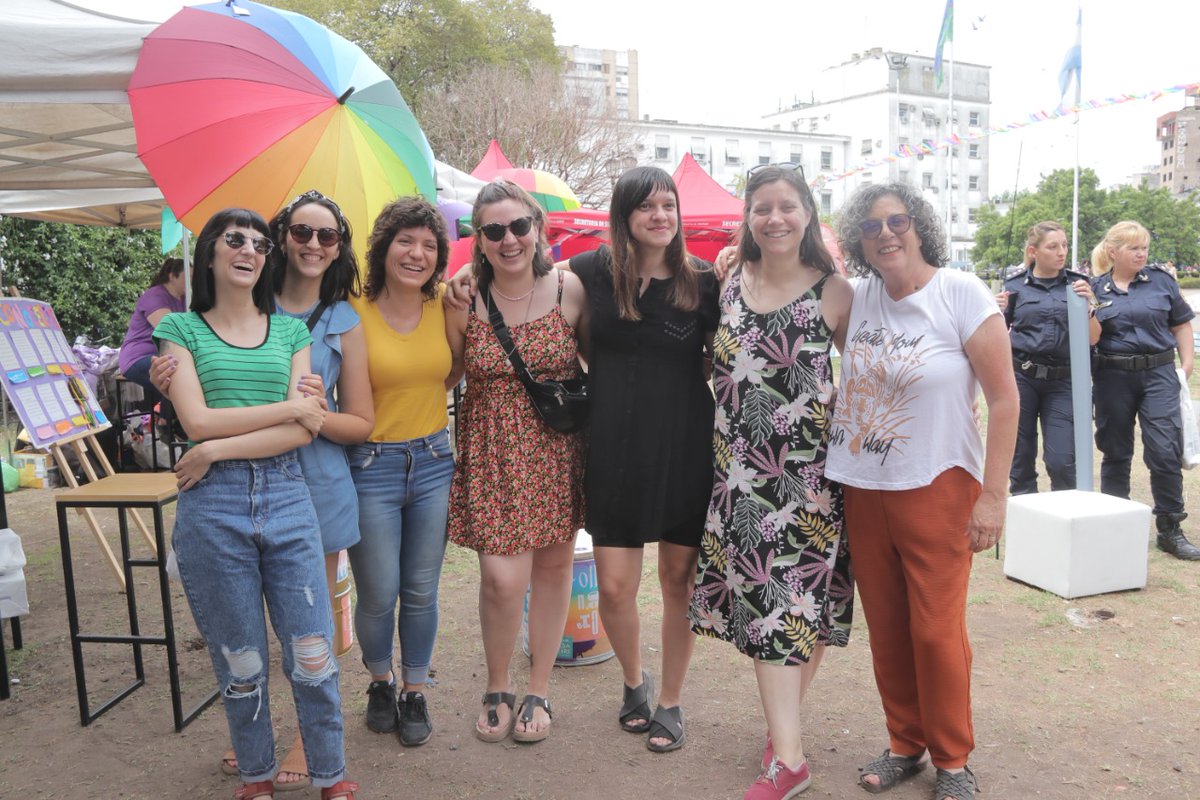 munimoron's tweet photo. 💜 Desde el #EstadoLocal seguimos trabajando con el fin de construir entre todos y todas una sociedad libre de violencia de género, más libre y equitativa.

#MunicipioDeMorón #25N https://t.co/8FhcKKjGoR