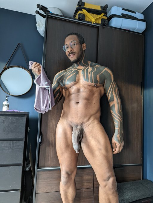 It's the shorts you're looking at right?.
New ones from @SHOPjjmalibu use code massive15 https://t.c