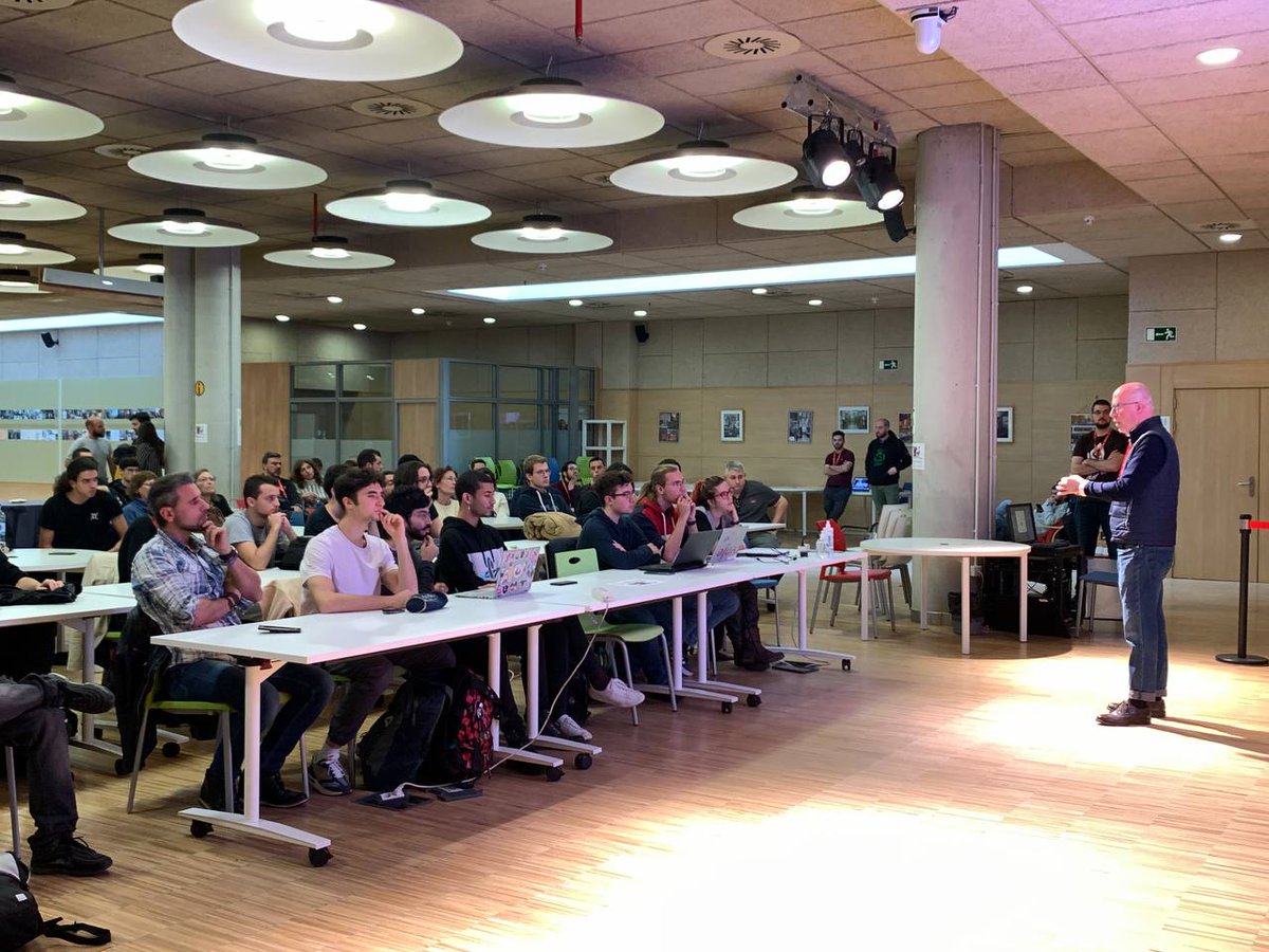 Cryptoparty_Es's tweet photo. Miguel A. Amutio, director de planificación y ciberseguridad de la Scrtra.Gnral. de Administración Digital habla del Esquema Nacional de Seguridad https://t.co/HKk5Dax7V9