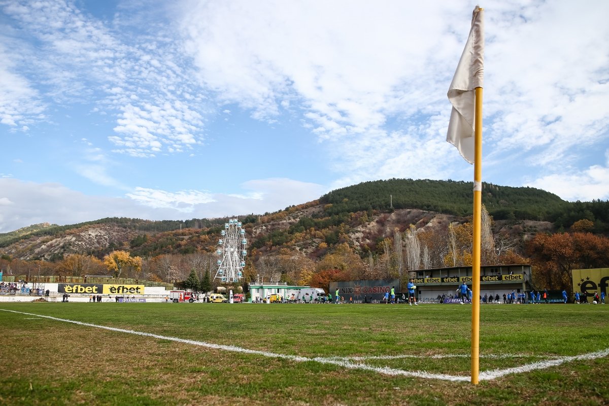 Elicatm84's tweet photo. The charm of the Bulgarian Cup matches. Matches in different corners. And Levski finally won
#levski #cup #match #bulgaria #sandanski https://t.co/cmPIIa4Umd