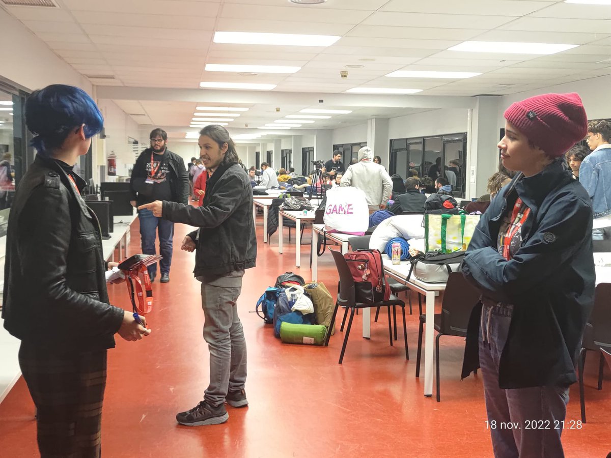 ¡Ayer empezó nuestra primera JAM en físico tras mucho tiempo, la #NeonGameJamUEM en la <a href="/UEuropea/">Universidad Europea</a> en colaboración con <a href="/MadridinGame/">Madrid in Game</a> !

Desde ayer todos los participantes han estado dándolo todo en sus proyectos… 

…Tenemos muchas ganas de ver sus avances!