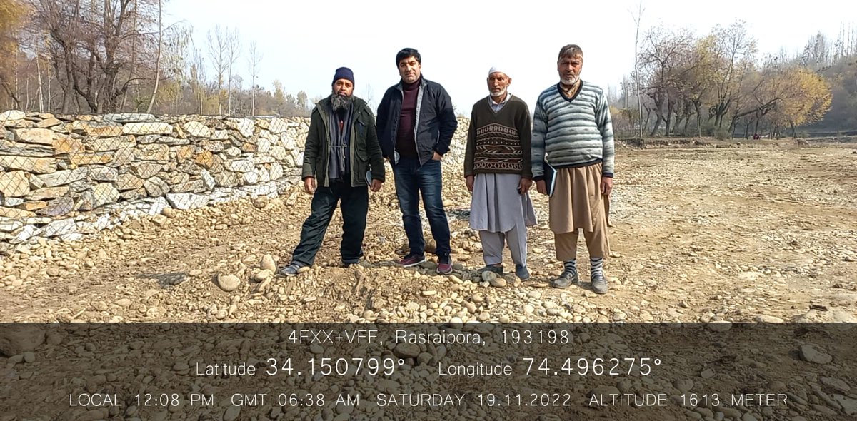Dargamyouth's tweet photo. The Flood Dept. Sopore has  completed embankment of Astaan Mohalla #Dargam,Pattan of District Baramulla length 65 meters. We're very Thankfull to Dept. of flood, concerned JE Imtiyaz sb. &amp; their employees for this tremendous work. @sehydbla @DrSyedSehrish
Pic by @Hassanwanii https://t.co/EayrsE6MHE