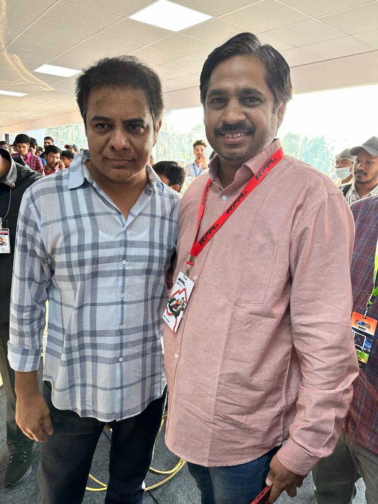 Prashanth_Sagi's tweet photo. Today with Ramanna KTR at Indian Race League opening https://t.co/dTaWXrhhDW