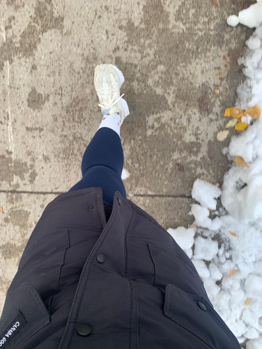 PalomarPosts's tweet photo. Heated yoga classes are an absolute must for snowy days. 

#Yoga #MARK1051 #KnowYourSocial #YogaTreeStudios https://t.co/HSamuWcHOL