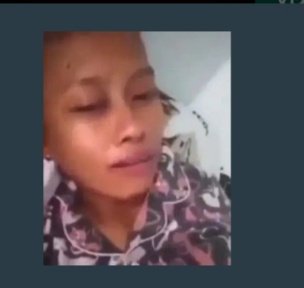 6mlyna_'s tweet photo. @ndagels ada yg punya vidio orang ini g https://t.co/MKQjgN280J