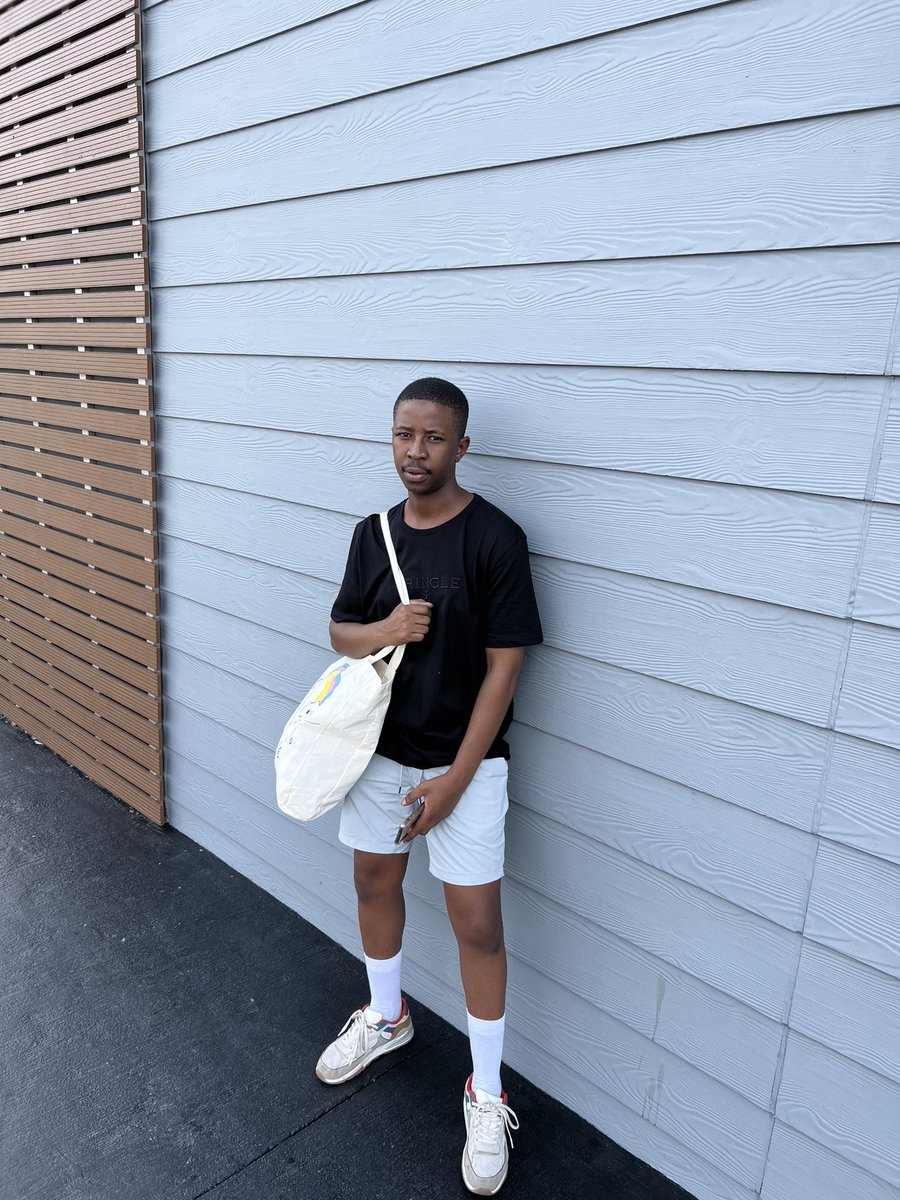 karaboangel_'s tweet image. 🫶🏽🌈 gay is cute