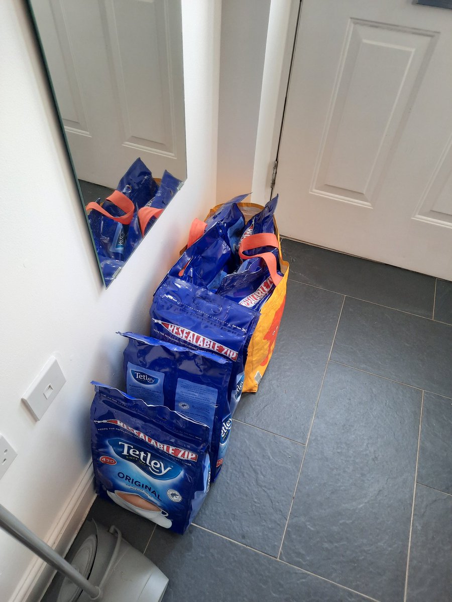 Drunk On Tea tweet media