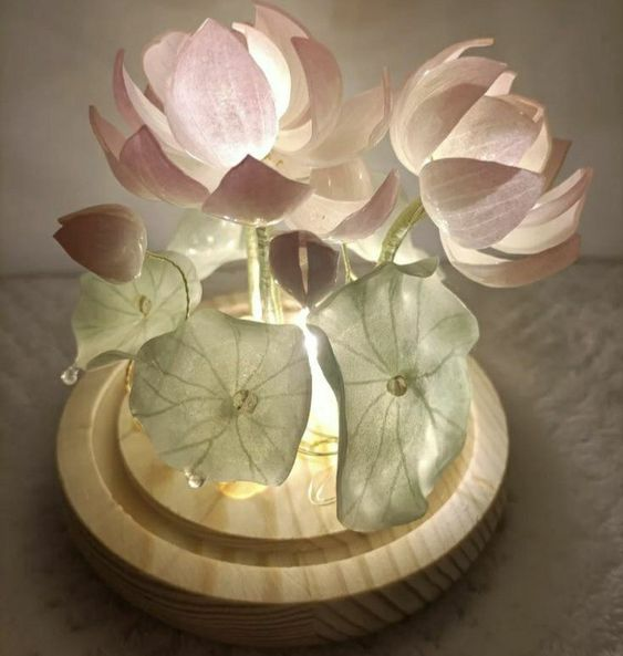 lavieestbelIe's tweet photo. Flower lights https://t.co/kgd3o2X94Y