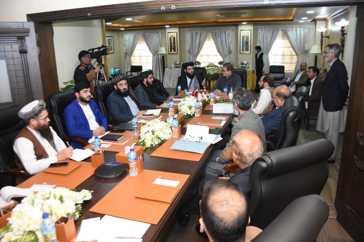 Jointly chaired an extraordinary meeting of Afghanistan Inter-governmental Coordination Cell (AICC) with Dr Qalandar Ibad, Afghan Minister for Public Health in Islamabad today. The meeting discussed cooperation being extended by Pakistan for people of Afghanistan in health sector