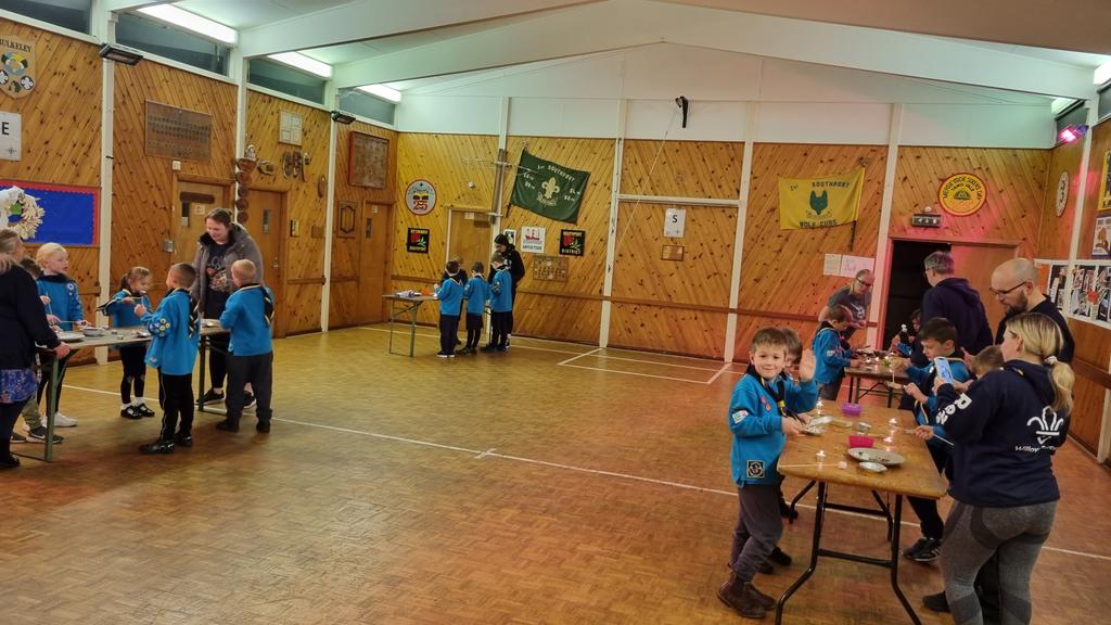 1stwillowbeaver's tweet photo. Learning how to strike matches and melt chocolate, very important skills to have! 😁 #lifeskills @1stSouthport @SeftonNorth @MerseysideScout https://t.co/wKDeUazwsj