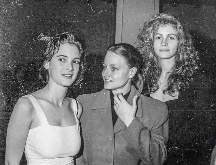 Happy birthday, Jodie Foster - photographed with the dream combo of Winona Ryder and Julia Roberts 