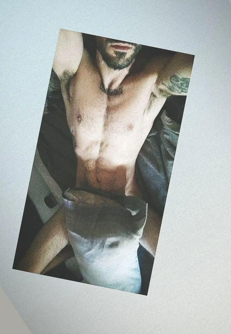 que pereza da salir de la cama con este fr&iacute;o...🔥 https://t.co/xXkYqfBgAg