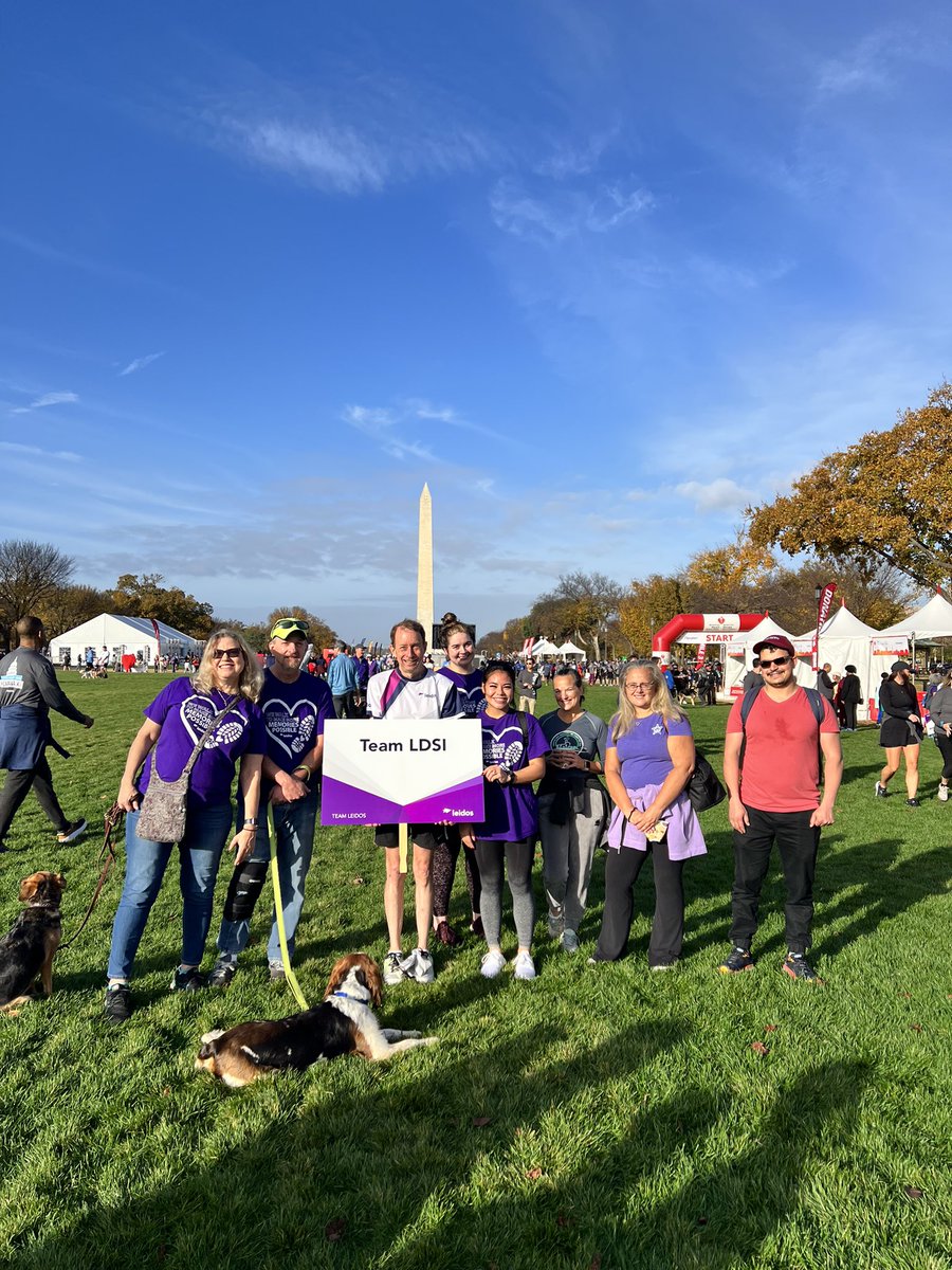 LeidosInc's tweet photo. It warmed the heart to see so many #TeamLeidos walkers (and doggos ๐ถ) out to support @HeartOfGWR at the #DCHeartwalk earlier this month, helping raise more than $77,000 towards funding for necessary research in the fight against #HeartDisease ๐โค๏ธ #GWRisWhy https://t.co/dNf3qjmgEb