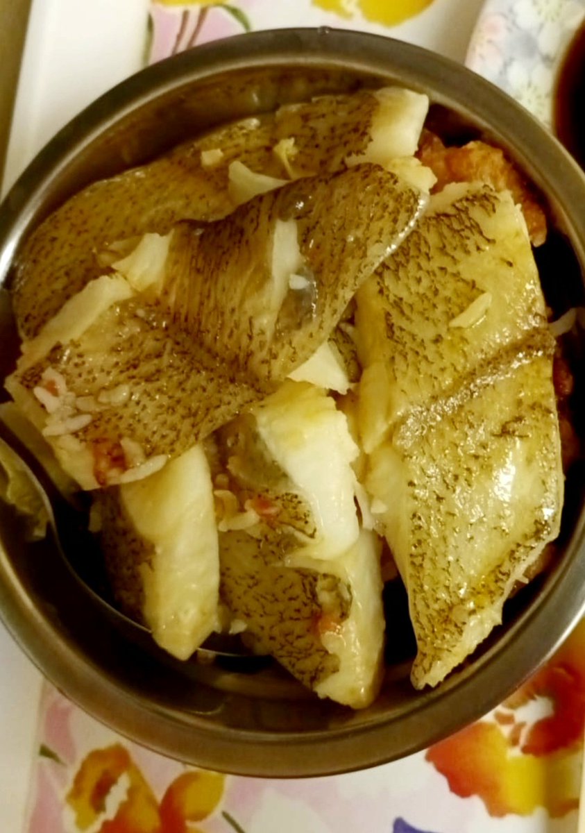 Bao Bao was cooking flounder in her dorm room.