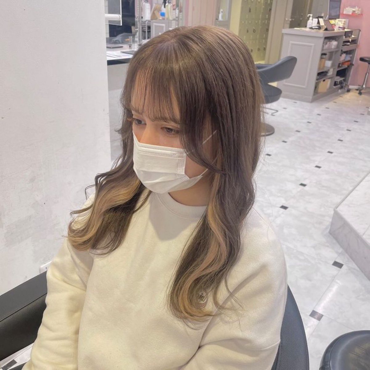 ramireznayra__'s tweet photo. 実は髪色変えました🤦‍♀️🤍
でも大学であんまり気づかれなくてちょっと寂しいです❕ https://t.co/P1niIqFZbI
