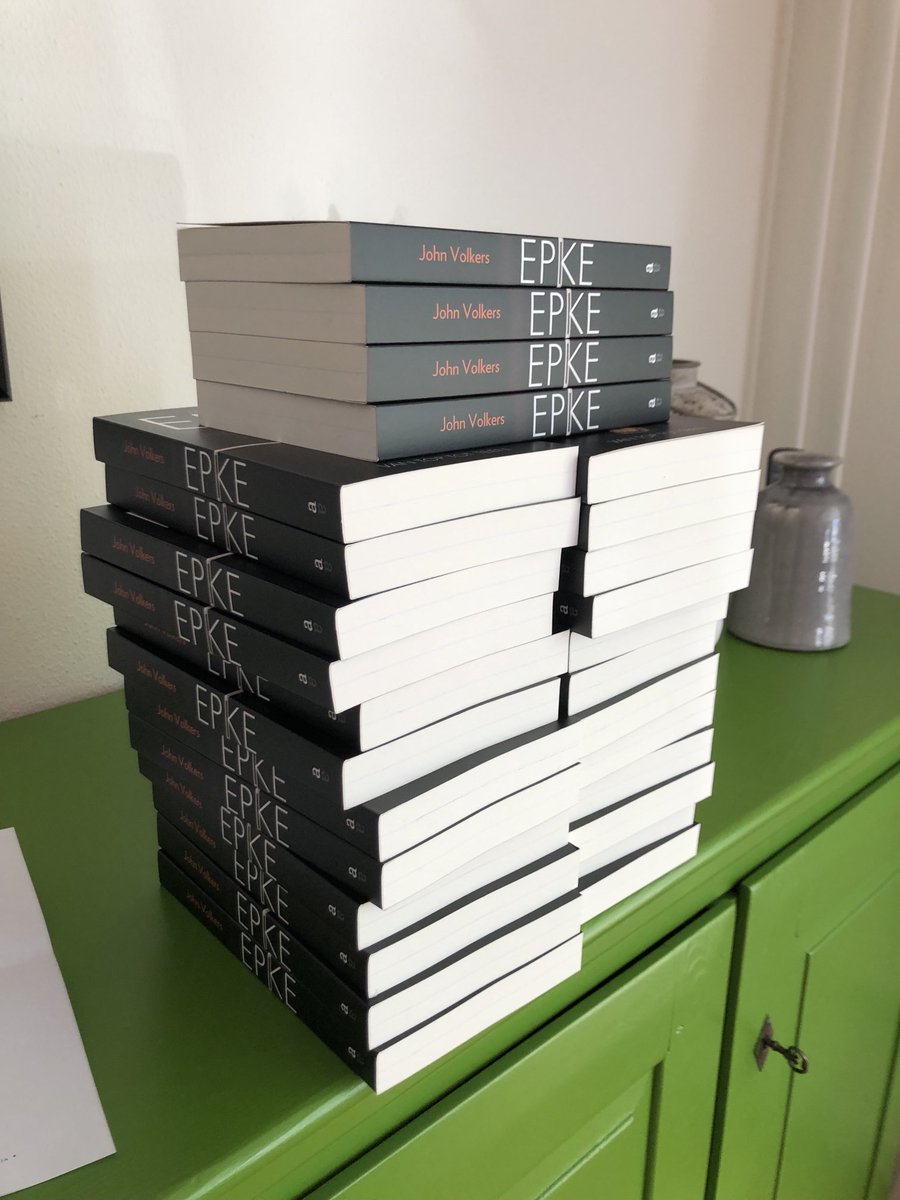 Epke is uit. De biografie van de Legende van Lemmer, olympisch turnkampioen ⁦<a href="/epkez/">Epke Zonderland</a>⁩   Geschreven door deze twitteraar. Ik verloot 1 exemplaar voor de liefhebbers die dit bericht retweeten. Beloofd.