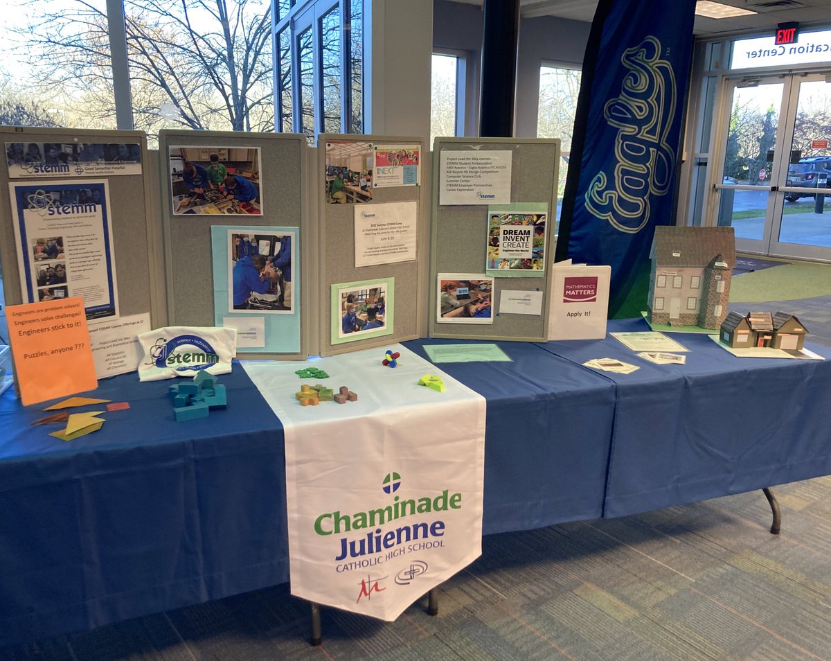 Come on out to @BoonshoftMuseum today for Super Science Saturday and it’s free Science Festival!  <a href="/CJSTEMMCenter/">CJ STEMM</a> is here and <a href="/SouthOhioSWE/">South Ohio SWE</a> and lots more local organizations with fun STEM activities! <a href="/cjeagles/">Chaminade Julienne Catholic High School</a>