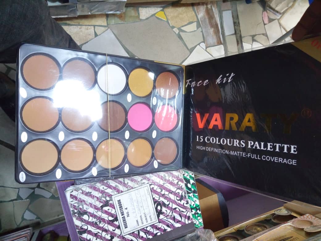 Rush_Cosmetics's tweet photo. Don't wait for 1 day to show LOVE in 365 days or 1 day to tell yourself, "you're doing well." Do well by getting an exquisite eyeshadow palette for every occasion. #InternationalMensDay #FIFAWorldCup #Nigeria #Election2022 https://t.co/AoG61RSRnM