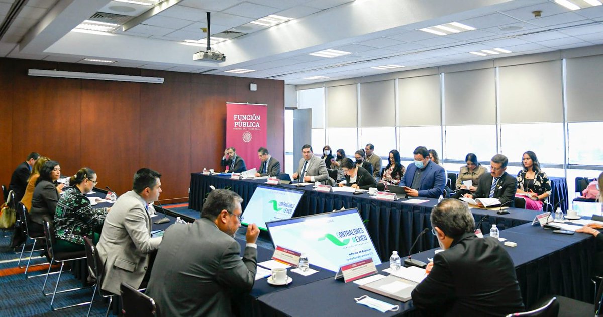 Se realizó la Tercera Asamblea Ordinaria de la Comisión Permanente de Contralores Estados-Federación @ContraloresMX, evento al que participó la titular de #SEFIRC, <a href="/Tessygb/">Tessy Guajardo</a>, en su calidad de Coordinadora Nacional de la CPCE-F  #FuerteCoahuilaEs