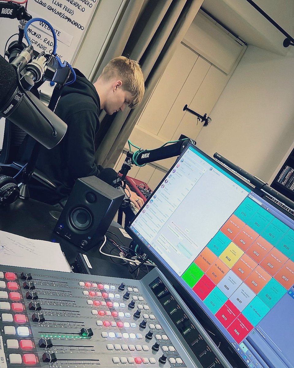 Ross Coutts (@itsrossx) on Twitter photo 🎙️Upcoming Artists🎙️
We’re programming acts to join us live in session on <a href="/ukfreshsounds/">Fresh Sounds</a> (<a href="/lomondradio/">Lomond Radio</a>) over the coming months. Thursday nights from 8pm in our Dumbarton studios.
Drop me an email if interested ~ ross@lomondradio.co.uk 🎙️Upcoming Artists🎙️
We’re programming acts to join us live in session on <a href="/ukfreshsounds/">Fresh Sounds</a> (<a href="/lomondradio/">Lomond Radio</a>) over the coming months. Thursday nights from 8pm in our Dumbarton studios.
Drop me an email if interested ~ ross@lomondradio.co.uk