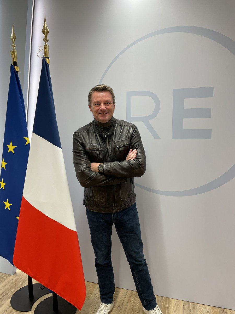 Se réunir est un début, rester ensemble est un progrès, travailler ensemble est la réussite : #formation #TousPolitiques dédiée aux finances locales pour accompagner l’engagement des élus locaux de la #MajoritéPrésidentielle ! #SeformerPourTransformer #Puteaux #HautsDeSeine 🇫🇷🇪🇺