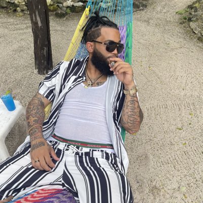 moneymaker_01's tweet photo. #NewProfilePic https://t.co/xEJgofzeLa
