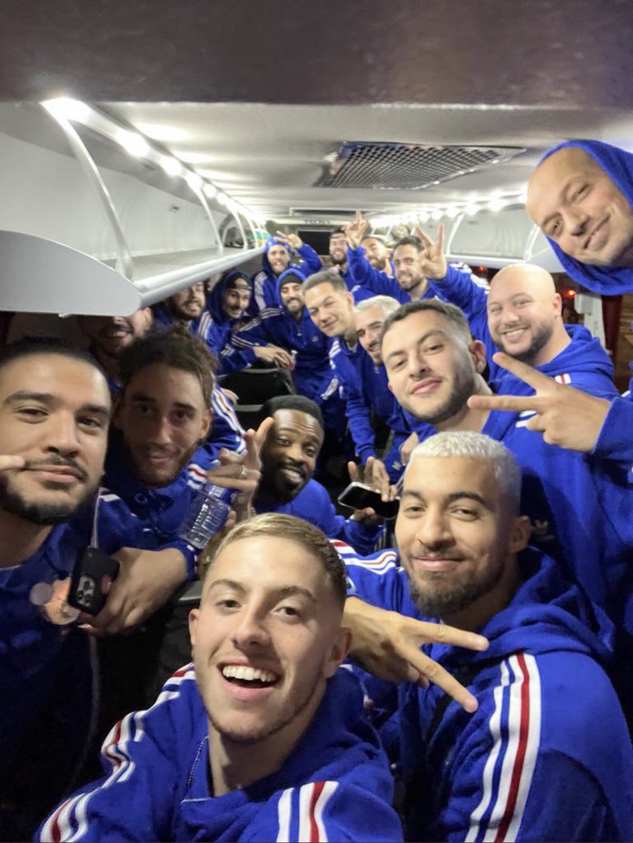 TLafritte's tweet photo. #FRAESP.  Un djihadiste et plus de divertissement https://t.co/j47IWwEE2R