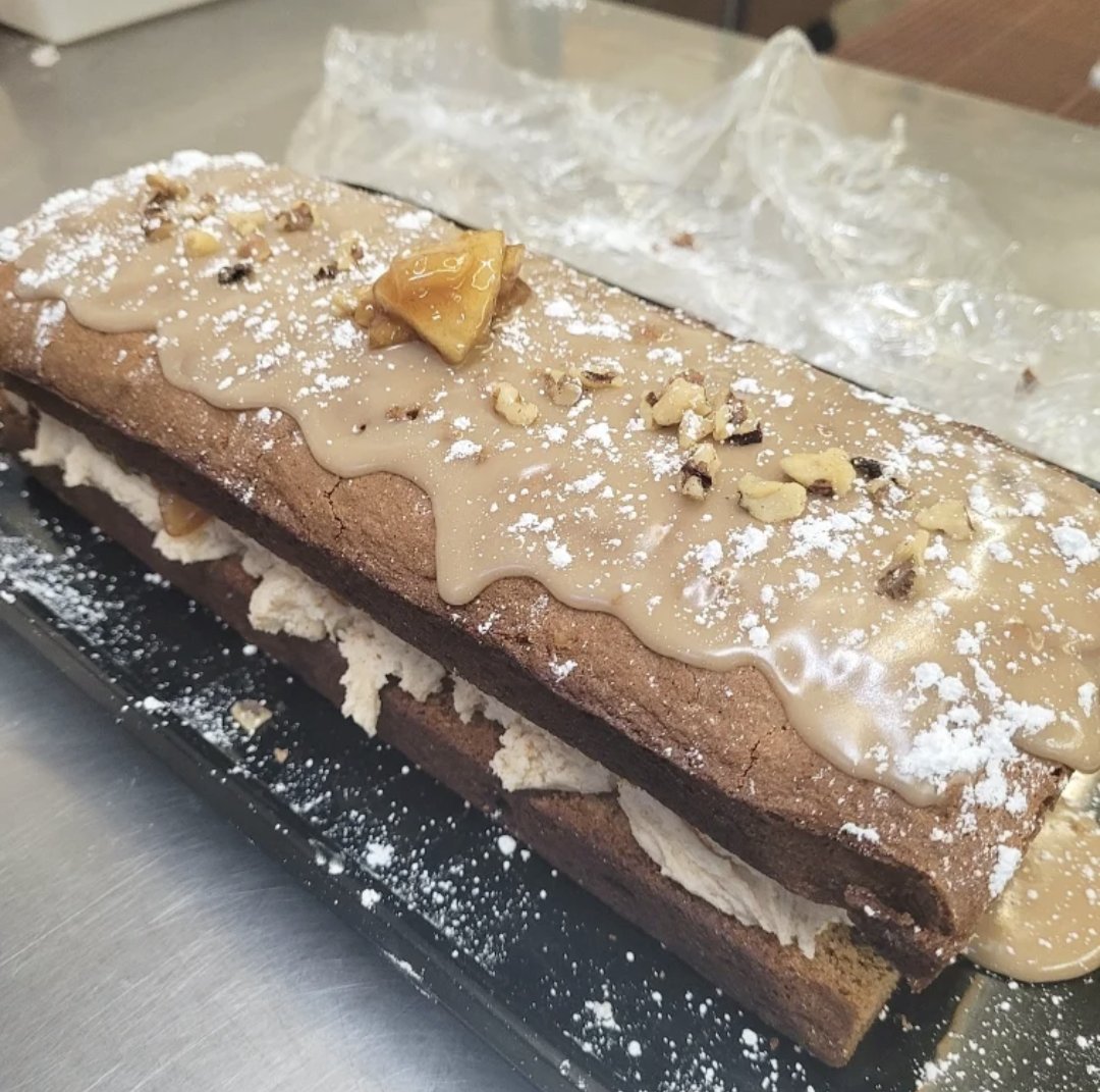 5bsbakery's tweet photo. Our Spice Walnut Apple Loaf is in the case!

This is a 3# Tea Cake. The spice cake is baked, split horizontally, then filled with cream cheese frosting and Apple filling,  then topped with a maple glaze apple filling and walnuts. 

Fully scrumptious
#GFThanksgiving https://t.co/DxzsweshKu