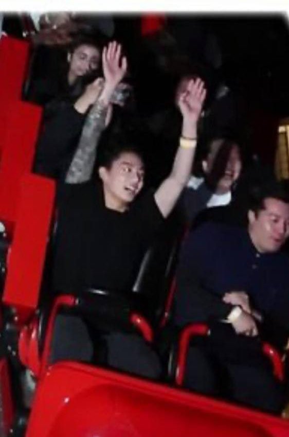 พี่การ์ดเอย นูน่าเอย พี่ล่ามก็ต้องยอมไปเล่นด้วย55555