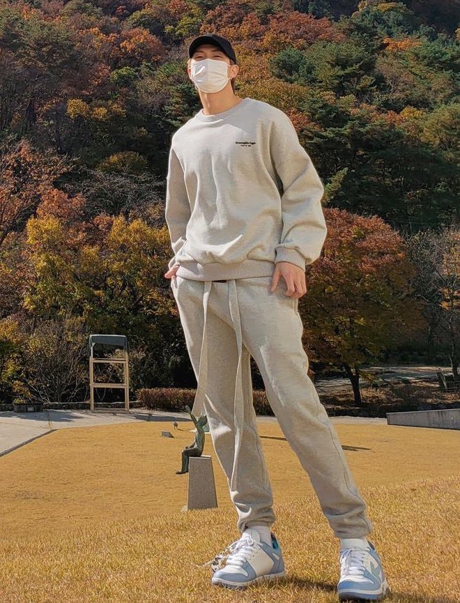 ‎ ✖ (@galleryofrm) on Twitter photo 