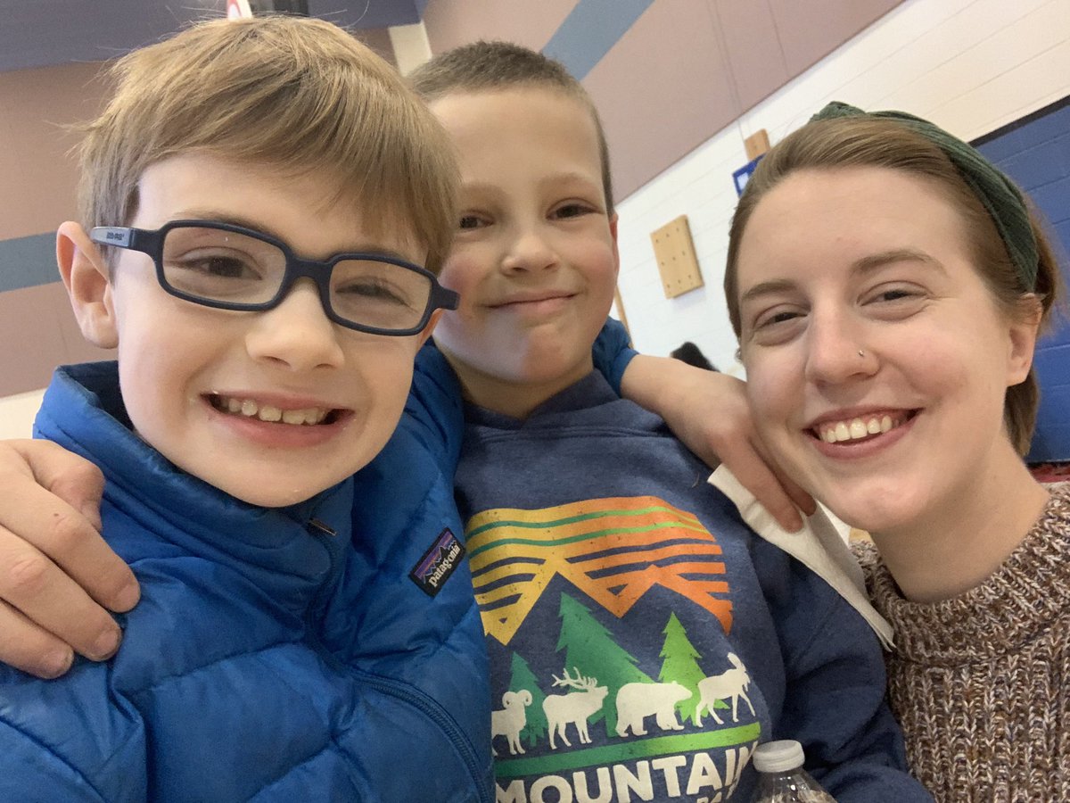 Had to stop by the book fair and look who I ran into! Thank you <a href="/bfpto/">Ben Franklin Elementary School PTO</a>, you rock! <a href="/JayBilly2/">Jay Billy</a> #bfrocks