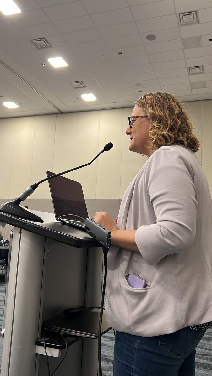 #DisruptTexts tweet media