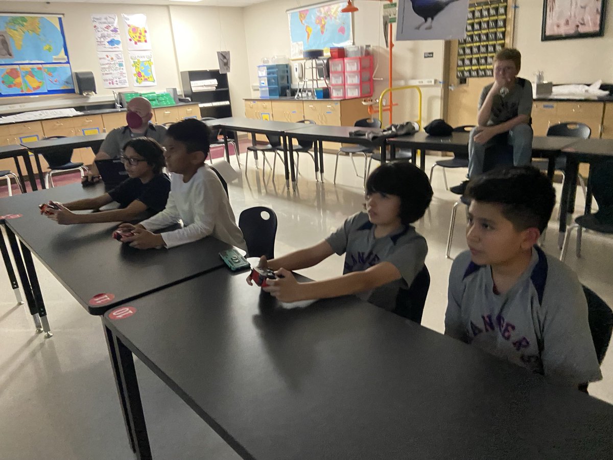 Emilio Manzano tweet media