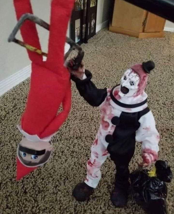 Dementia_Grimm's tweet photo. When you're not done with Halloween yet. 🎃 https://t.co/YirM1D0G92